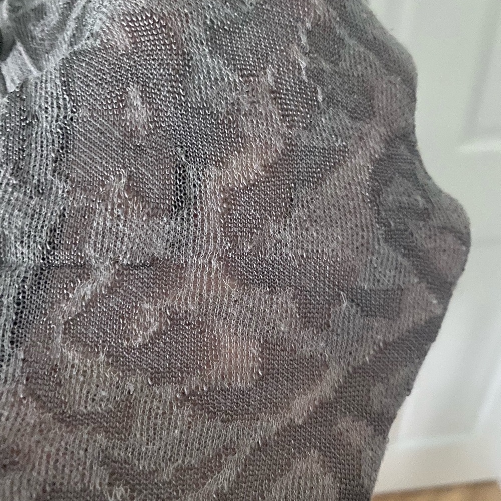 Lucky Brand grey top/tunic - Picture 12 of 13